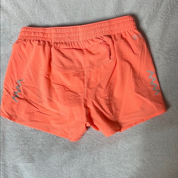 NEW Adidas Salmon Athletic Shorts Lightweight Elastic Waist - Picture 4 of 8